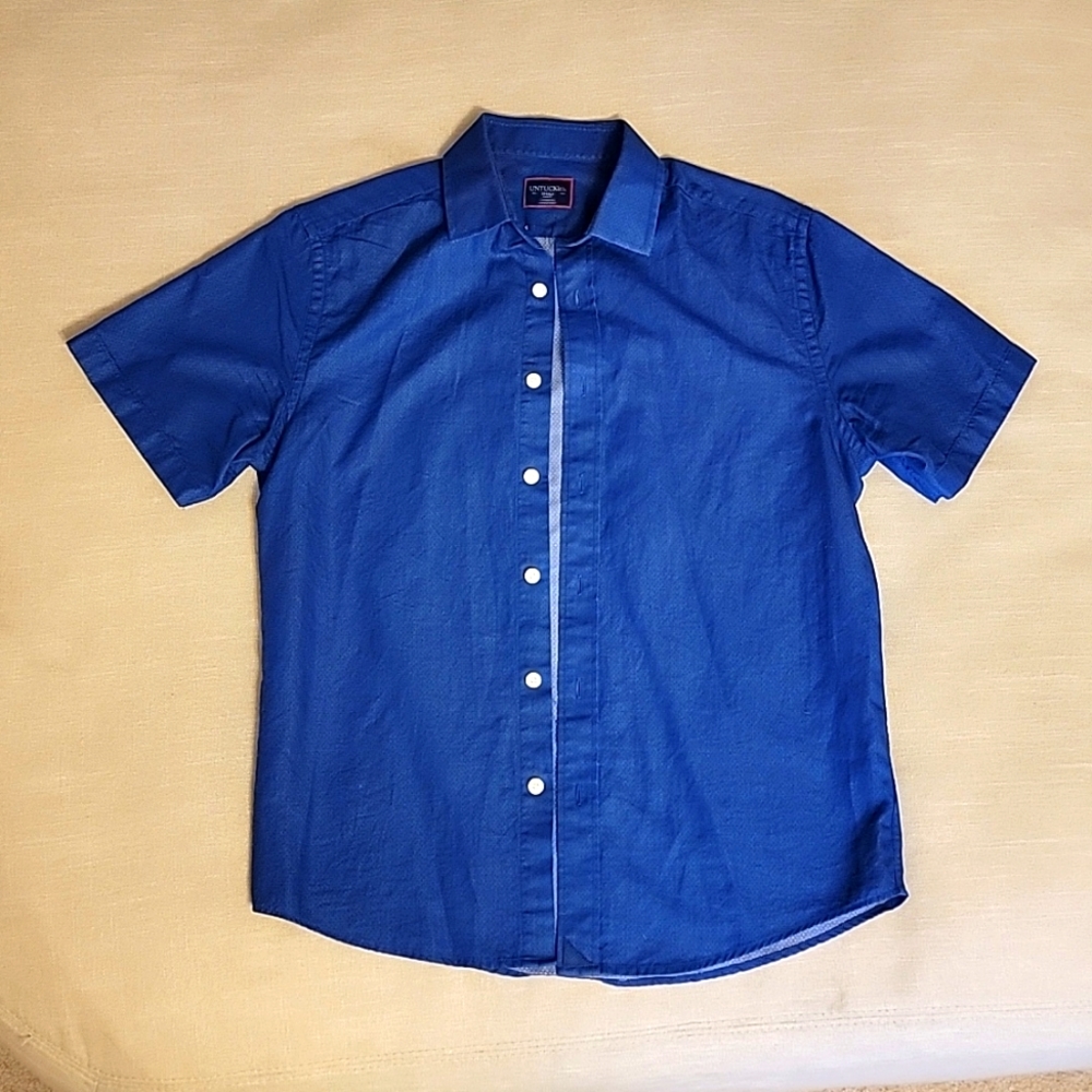 Untuckit button down👕 - Picture 2 of 7